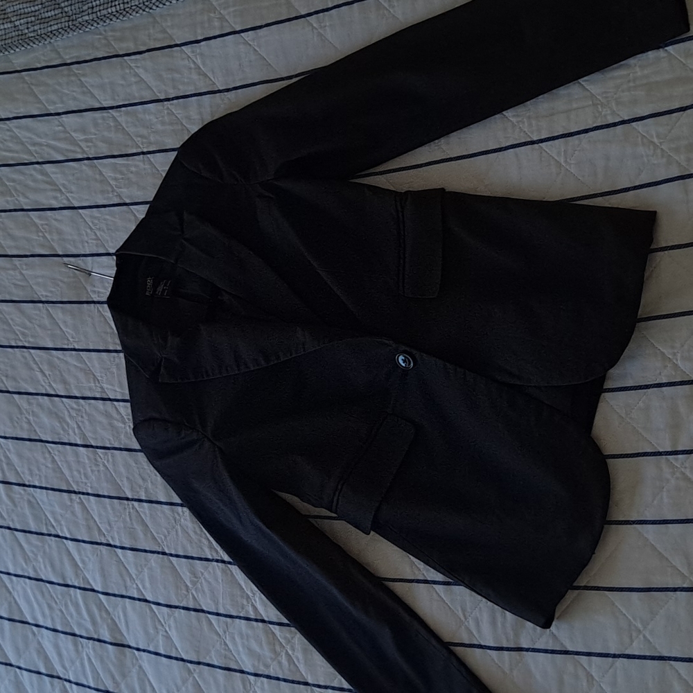 Jacket - Picture 3 of 8